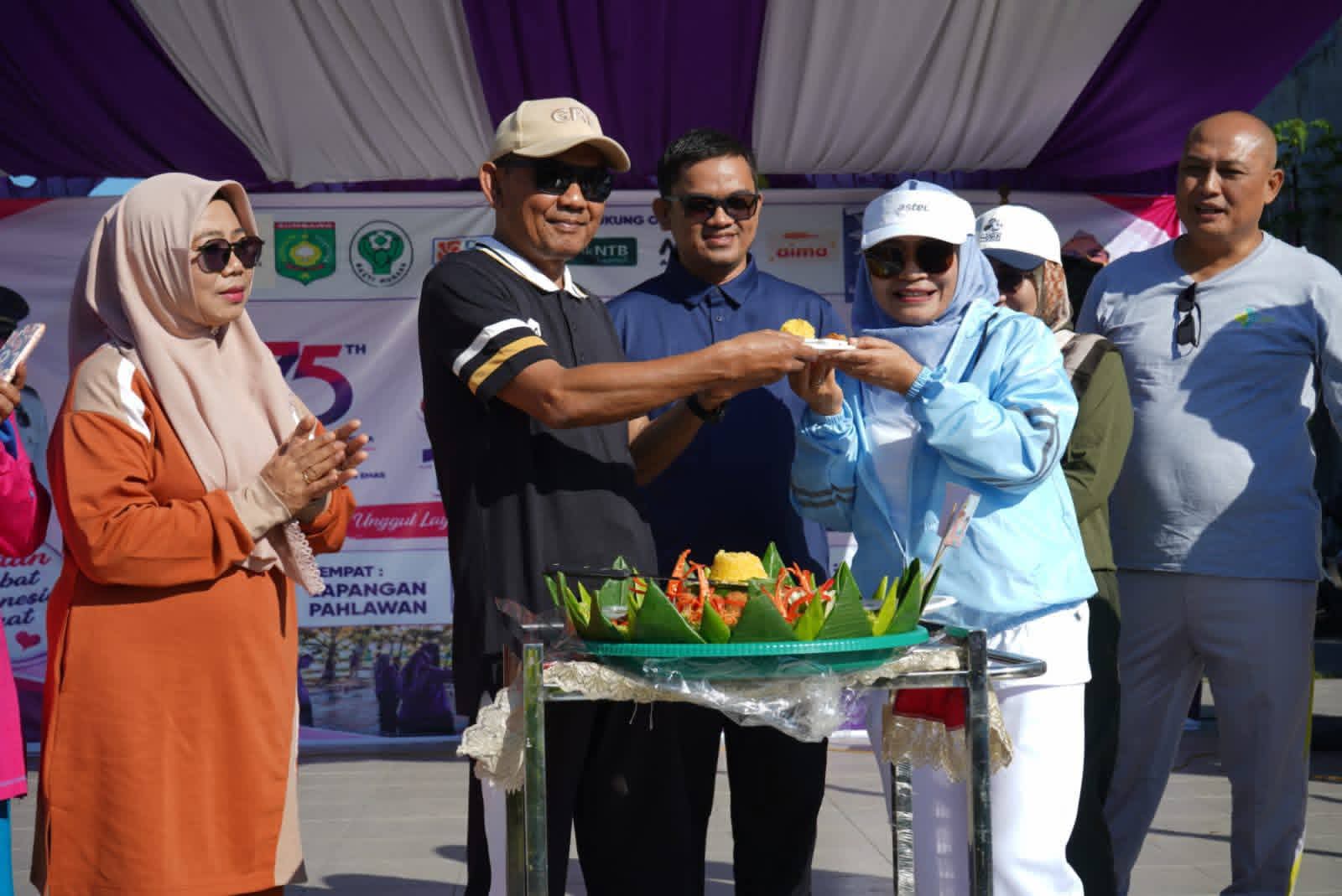 Bidan Garda Terdepan Kesehatan, Wabup Ansori Dorong Peningkatan SDMPemkab Sumbawa Siap Dukung