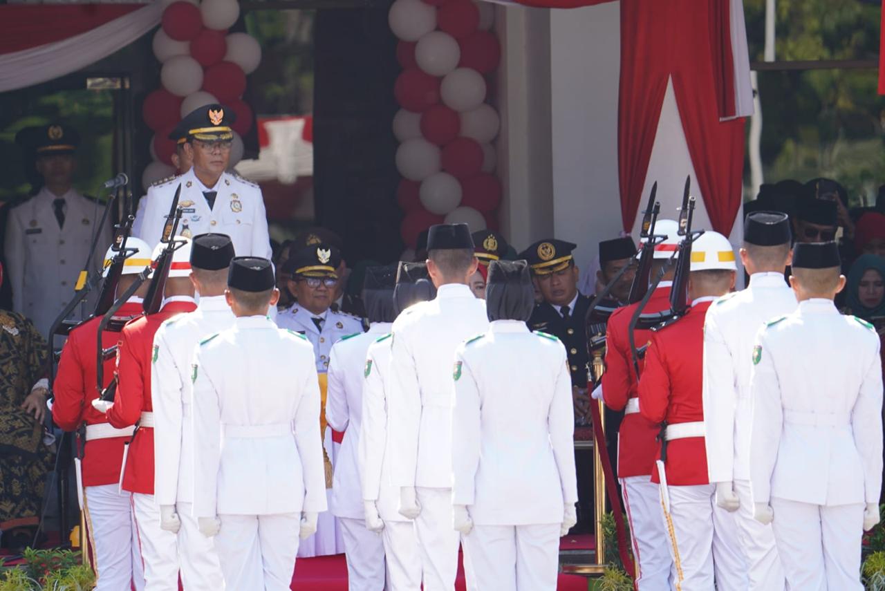 Detik-Detik Proklamasi di Sumbawa Berlangsung Khidmat, Bupati Sumbawa Pimpin Upacara HUT RI ke-81