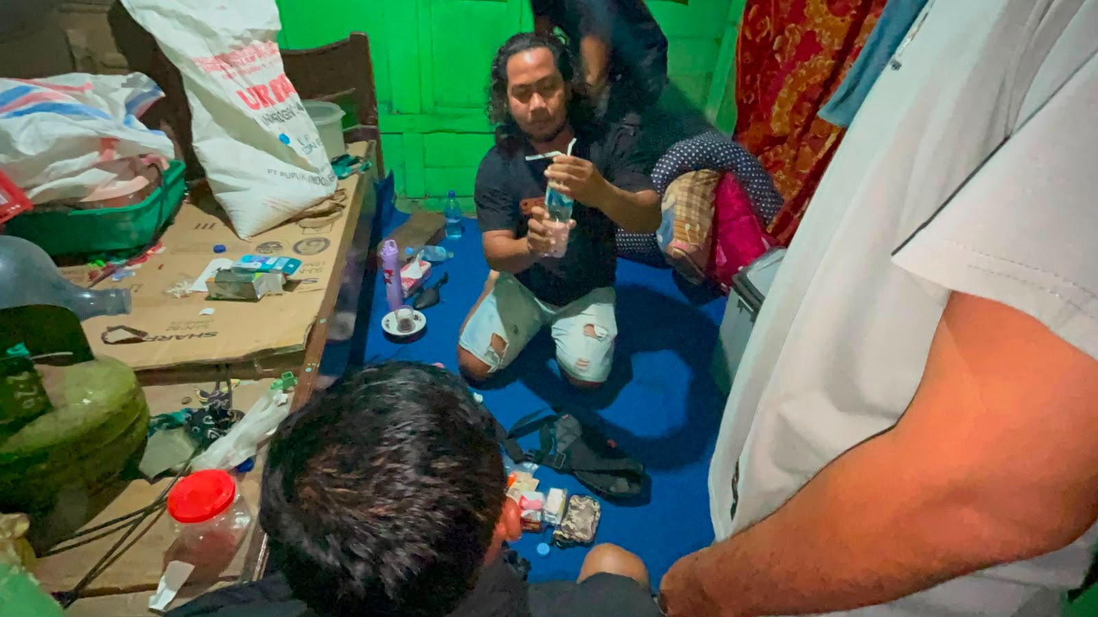 Diduga Edarkan Sabu di Plampang, Pria Ini Diciduk Polisi dari Rumahnya